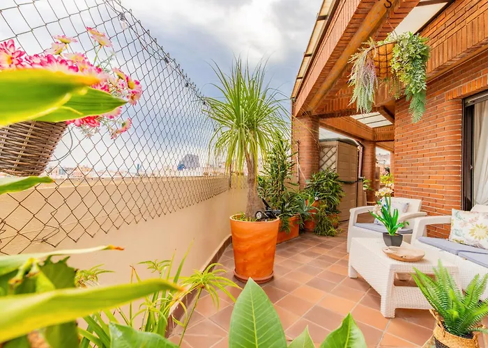 Atico Luminoso Con Vistas En